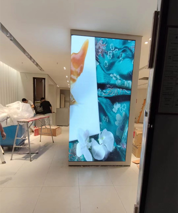 南澳商场门店转角LED显示屏